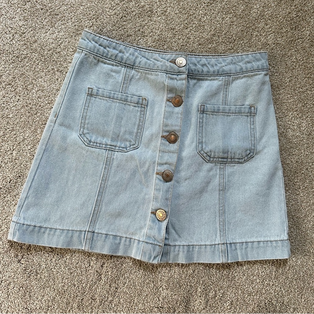 Forever 21 Light Wash Denim Skirt